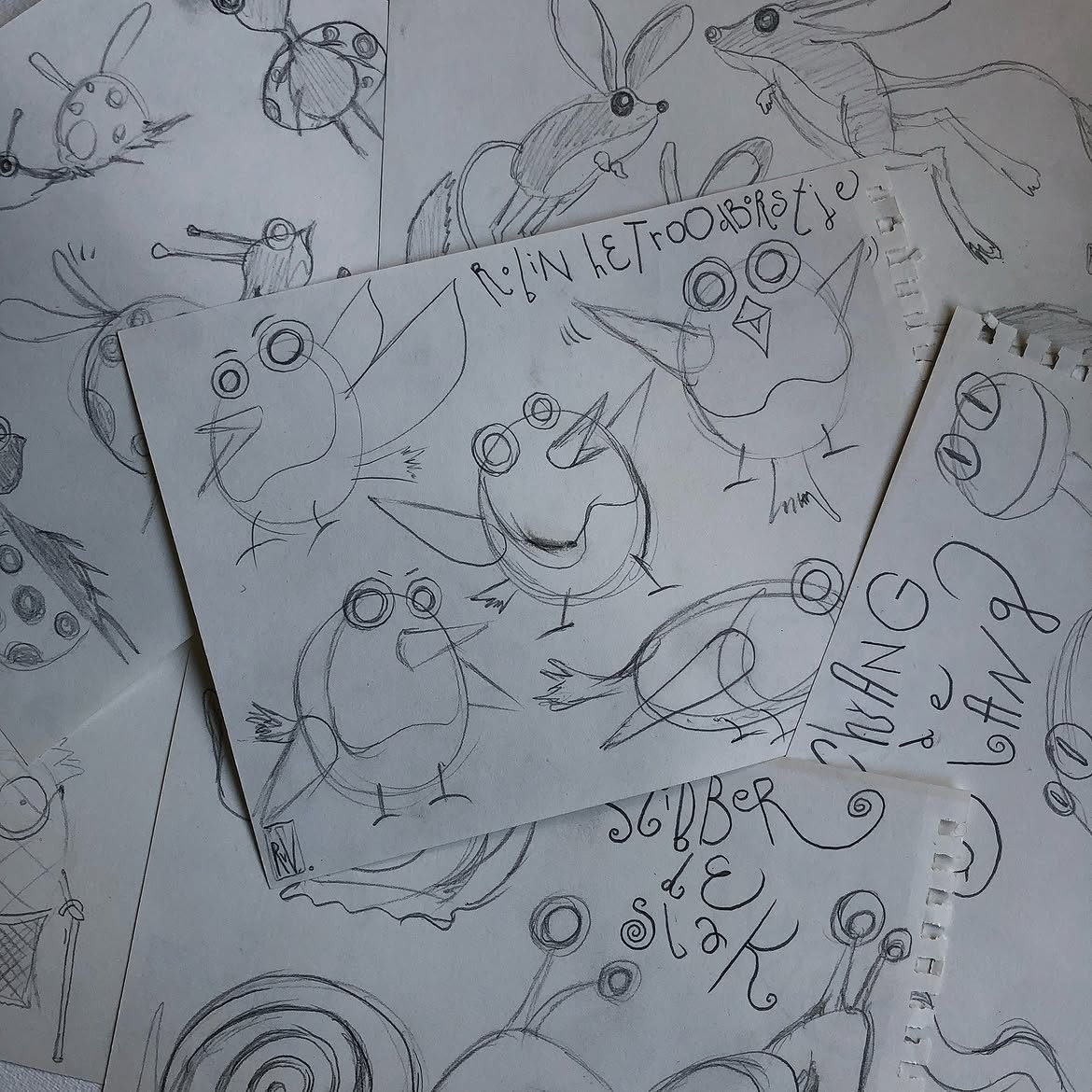 Pencil sketches of Robin het Roodborstje, Slibber de Slak and Sjang de Slang by Robin Gnarly